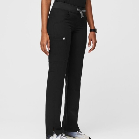 FIGS Scrub Pants - Picture 4 of 5